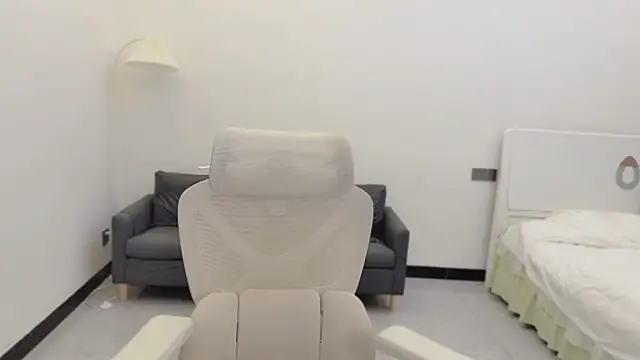 Snapshot of Maymay_ chatting on November 10, 11:04 pm Maymay online show from November 10, 11:04 pm