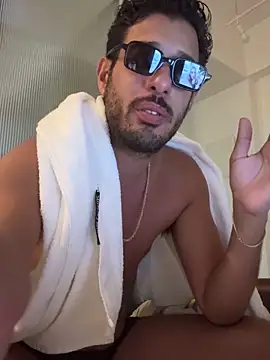 husbandandwifetobe online show from October 10, 10:14 am