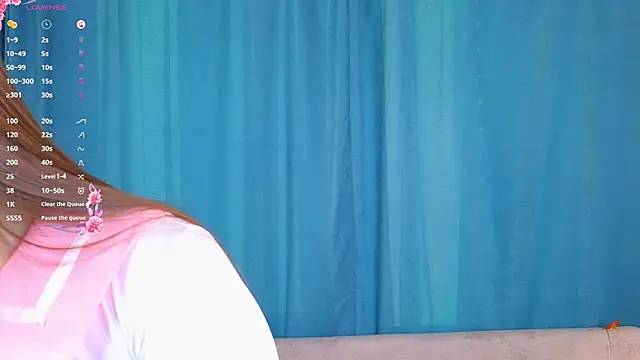 TraciMyntti online show from November 6, 2:01 am