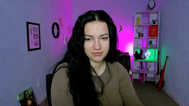 miss ella  online show from September 25, 5:44 am