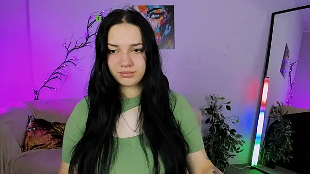 miss ella  online show from October 7, 6:10 am