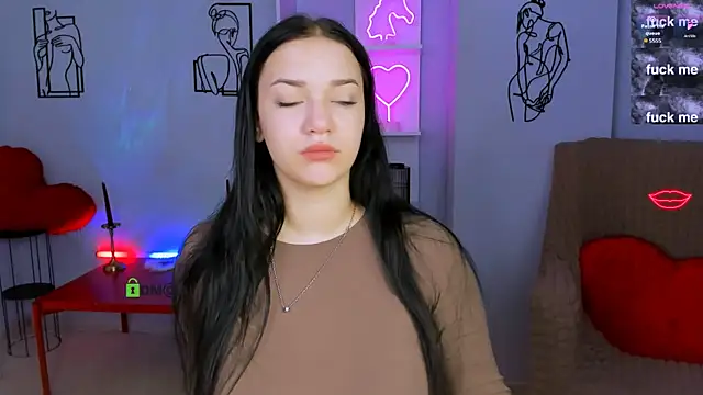 miss ella  online show from October 11, 12:15 pm