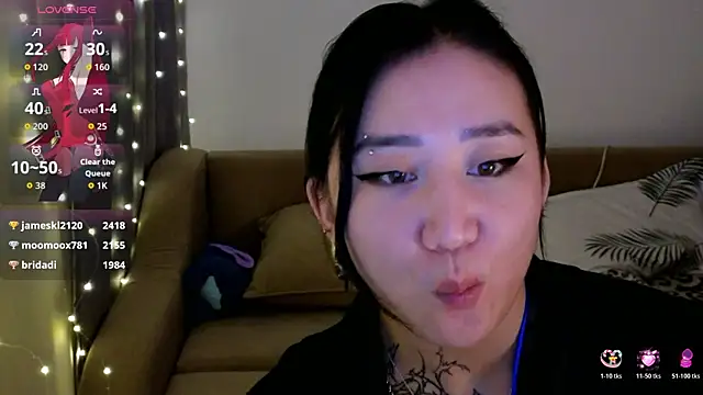 Snapshot of EvaDior13 chatting on November 12, 10:30 pm EvaDior13 online show from November 12, 10:30 pm