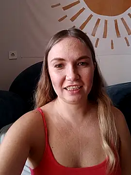 KisaVixen online show from September 21, 9:55 am