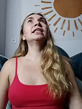 KisaVixen online show from October 17, 3:58 pm