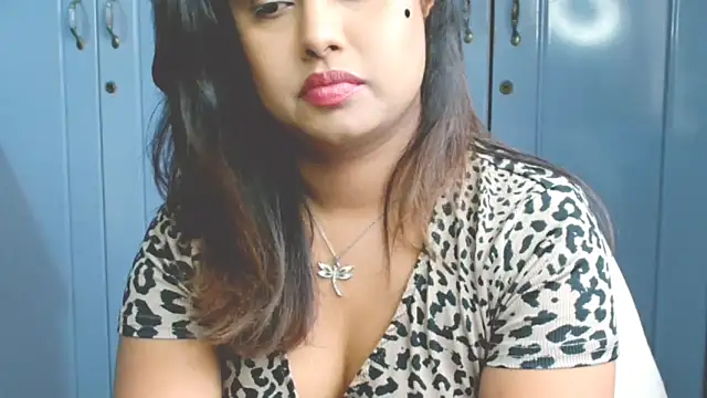 Snapshot of Indian_GlowingMiax chatting on September 13, 8:47 am Indian GlowingMiax online show from September 13, 8:47 am