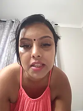 Snapshot of Indian_GlowingMiax chatting on November 11, 5:29 am Indian GlowingMiax online show from November 11, 5:29 am