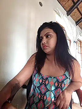 Snapshot of Indian_GlowingMiax chatting on December 20, 5:14 am Indian GlowingMiax online show from December 20, 5:14 am