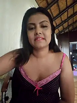 Snapshot of Indian_GlowingMiax chatting on December 23, 5:38 am Indian GlowingMiax online show from December 23, 5:38 am