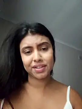 Snapshot of Indian_GlowingMiax chatting on January 10, 6:04 am Indian GlowingMiax online show from January 10, 6:04 am