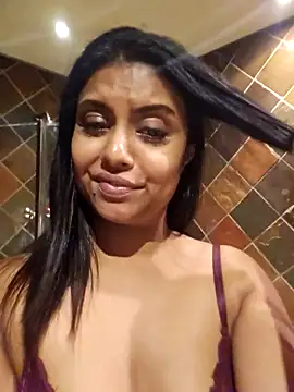 Snapshot of Indian_GlowingMiax chatting on January 16, 7:29 pm Indian GlowingMiax online show from January 16, 7:29 pm