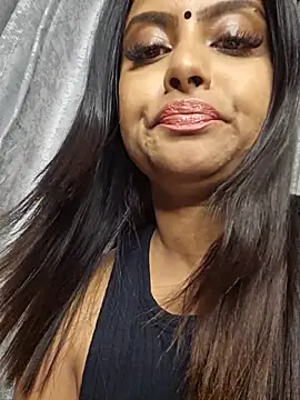 Snapshot of Indian_GlowingMiax chatting on February 18, 3:30 pm Indian GlowingMiax online show from February 18, 3:30 pm