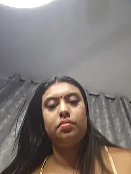 Snapshot of Indian_GlowingMiax chatting on March 2, 2:36 am Indian GlowingMiax online show from March 2, 2:36 am