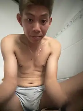 Snapshot of linh21107 chatting on November 21, 8:46 am linh21107 online show from November 21, 8:46 am