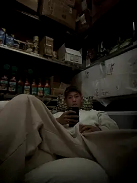 Snapshot of linh21107 chatting on November 23, 7:08 am linh21107 online show from November 23, 7:08 am