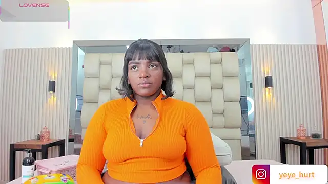 Snapshot of nahomye_teylor chatting on September 27, 3:22 am nahomye teylor online show from September 27, 3:22 am