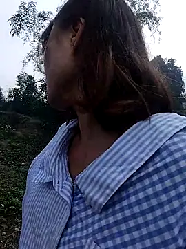 linda bae00 online show from October 11, 2:44 am