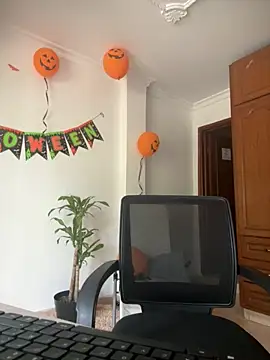 olivia jass online show from October 28, 1:36 pm