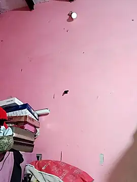 Snapshot of VamikaAngel chatting on October 2, 5:03 am VamikaAngel online show from October 2, 5:03 am