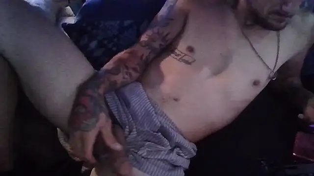 longdme33 online show from October 6, 8:50 pm