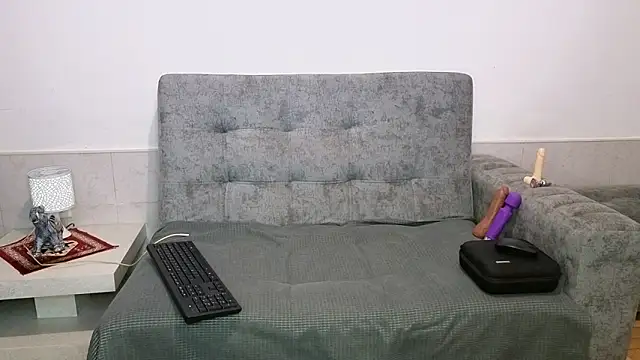 Snapshot of adahira08 chatting on October 22, 3:29 am adahira08 online show from October 22, 3:29 am