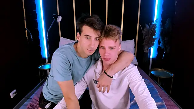 Snapshot of LawrenceMiles chatting on October 5, 11:30 am LawrenceMiles online show from October 5, 11:30 am