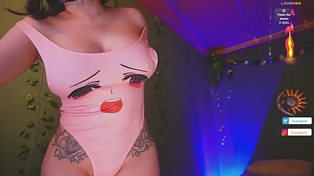 lucymagical1 online show from October 12, 11:15 pm