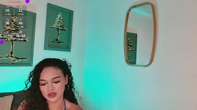 Snapshot of AprilRhodes_ chatting on October 10, 8:41 pm AprilRhodes online show from October 10, 8:41 pm