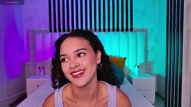 Snapshot of AprilRhodes_ chatting on October 12, 6:07 pm AprilRhodes online show from October 12, 6:07 pm