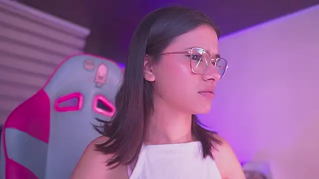 Lana Dreams  online show from February 3, 1:15 am