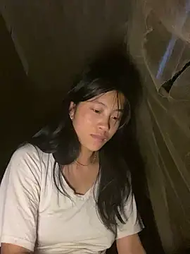 Snapshot of EmLy02 chatting on September 11, 3:12 pm EmLy02 online show from September 11, 3:12 pm