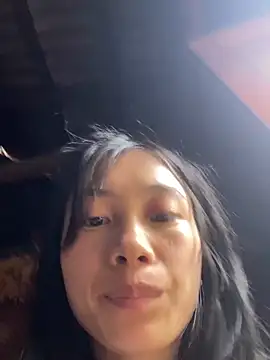 Snapshot of EmLy02 chatting on September 14, 8:35 am EmLy02 online show from September 14, 8:35 am