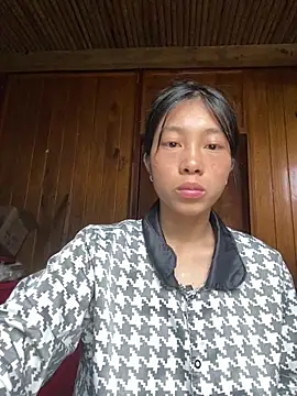 Snapshot of EmLy02 chatting on September 18, 4:36 am EmLy02 online show from September 18, 4:36 am