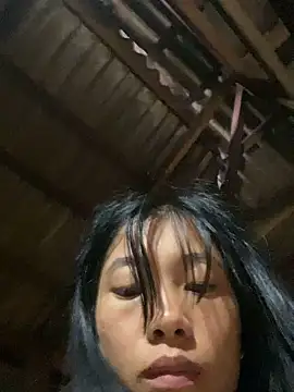 Snapshot of EmLy02 chatting on September 29, 1:33 am EmLy02 online show from September 29, 1:33 am