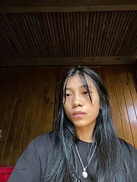 Snapshot of EmLy02 chatting on October 8, 2:53 am EmLy02 online show from October 8, 2:53 am