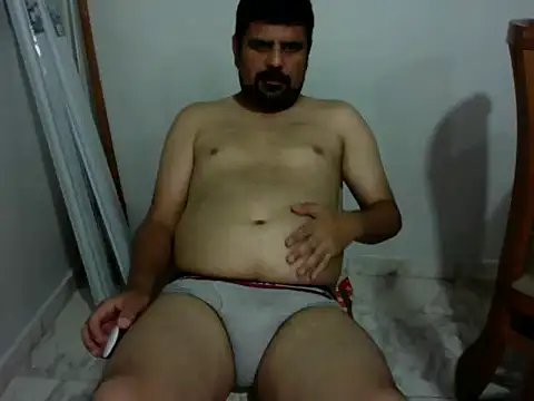 Snapshot of Diabloproducciones chatting on September 29, 2:06 am Diabloproducciones online show from September 29, 2:06 am