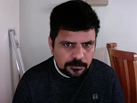 Snapshot of Diabloproducciones chatting on October 5, 1:31 pm Diabloproducciones online show from October 5, 1:31 pm