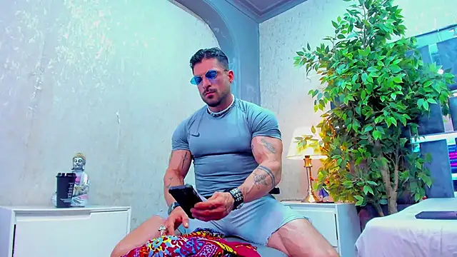 dennis cox1 online show from September 26, 5:44 am