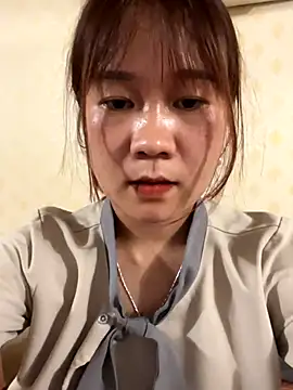 qinejr37 online show from September 15, 4:45 am