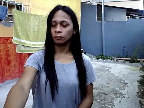 missruffa online show from September 17, 11:50 pm