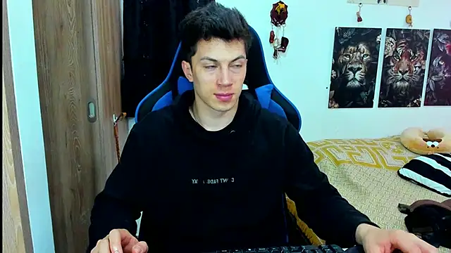 Snapshot of javiersexymann chatting on January 16, 6:27 pm javiersexymann online show from January 16, 6:27 pm