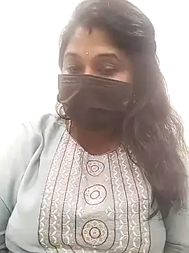 Snapshot of chaitara-reddy chatting on October 31, 7:42 am chaitara-reddy online show from October 31, 7:42 am