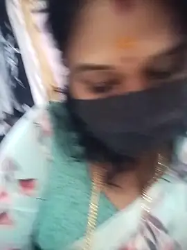 Snapshot of chaitara-reddy chatting on December 19, 5:03 am chaitara-reddy online show from December 19, 5:03 am