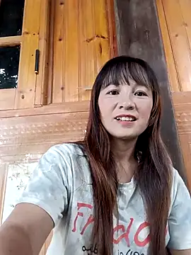 Snapshot of Mini3333 chatting on October 2, 8:43 am Mini3333 online show from October 2, 8:43 am