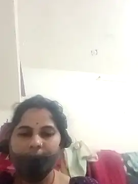 Snapshot of JULEE-740 chatting on November 7, 2:44 am JULEE-740 online show from November 7, 2:44 am