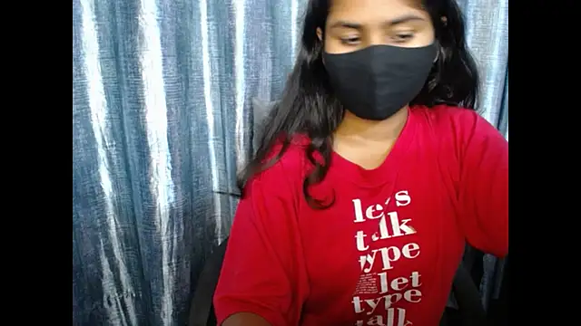 Snapshot of Vanya_7 chatting on October 12, 10:58 am Vanya 7 online show from October 12, 10:58 am