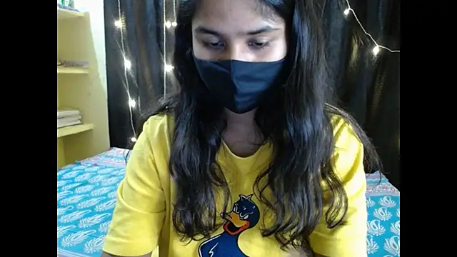 Snapshot of Vanya_7 chatting on November 7, 9:04 pm Vanya 7 online show from November 7, 9:04 pm