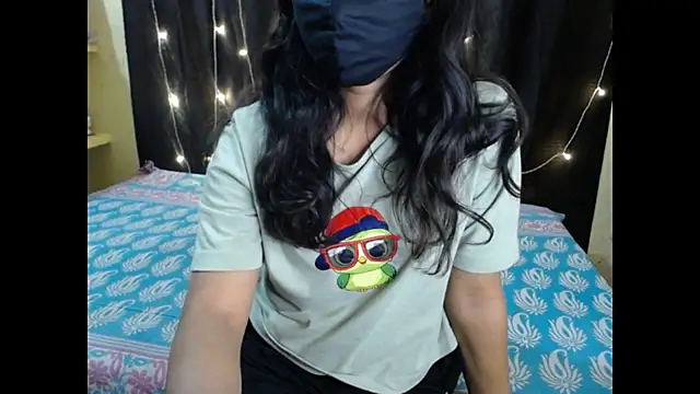 Snapshot of Vanya_7 chatting on November 14, 5:11 pm Vanya 7 online show from November 14, 5:11 pm