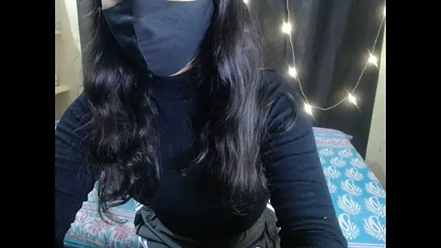 Snapshot of Vanya_7 chatting on November 16, 6:30 am Vanya 7 online show from November 16, 6:30 am