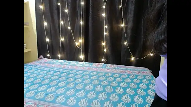 Snapshot of Vanya_7 chatting on November 21, 7:29 am Vanya 7 online show from November 21, 7:29 am